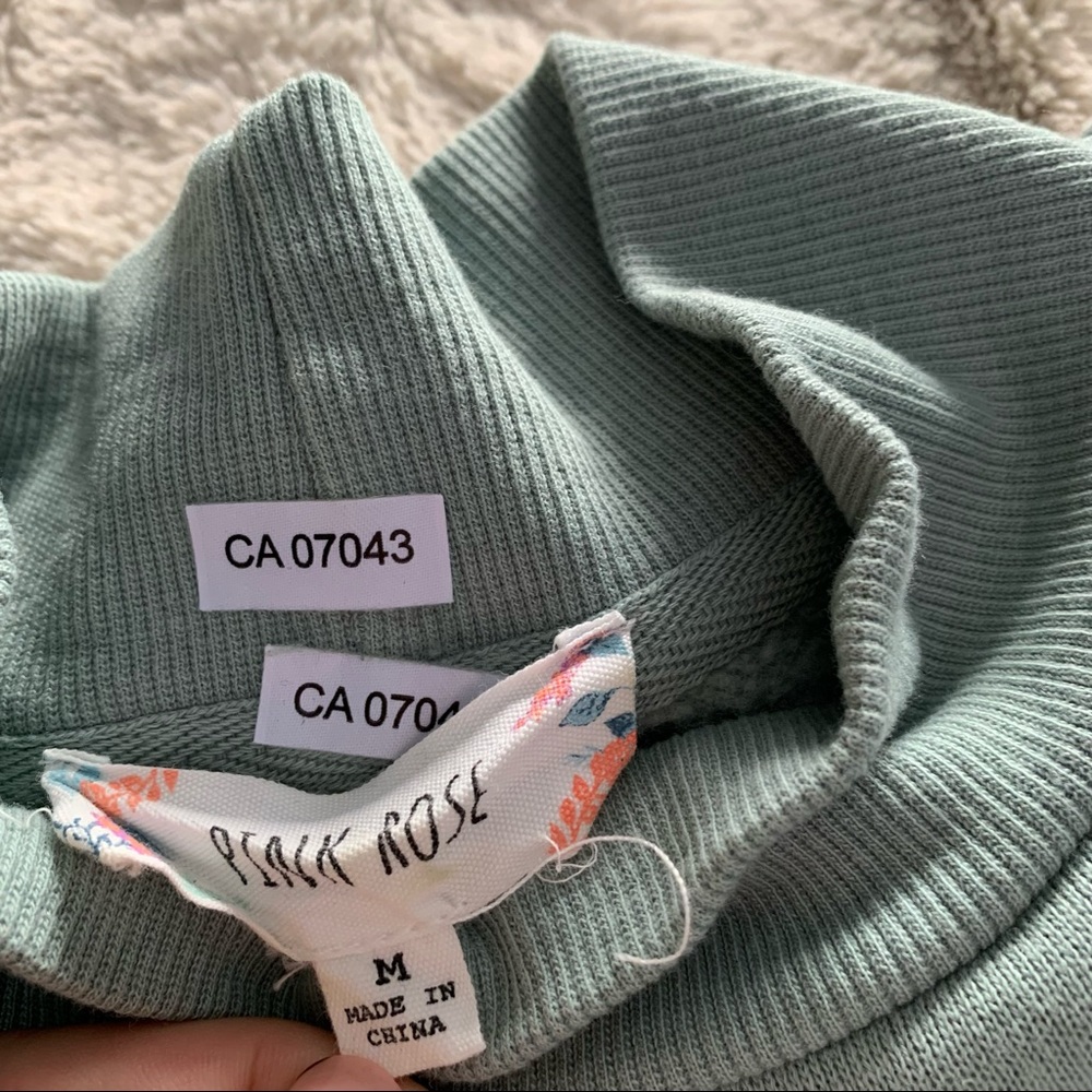 PINK ROSE High Neck Sweater - Picture 2 of 2